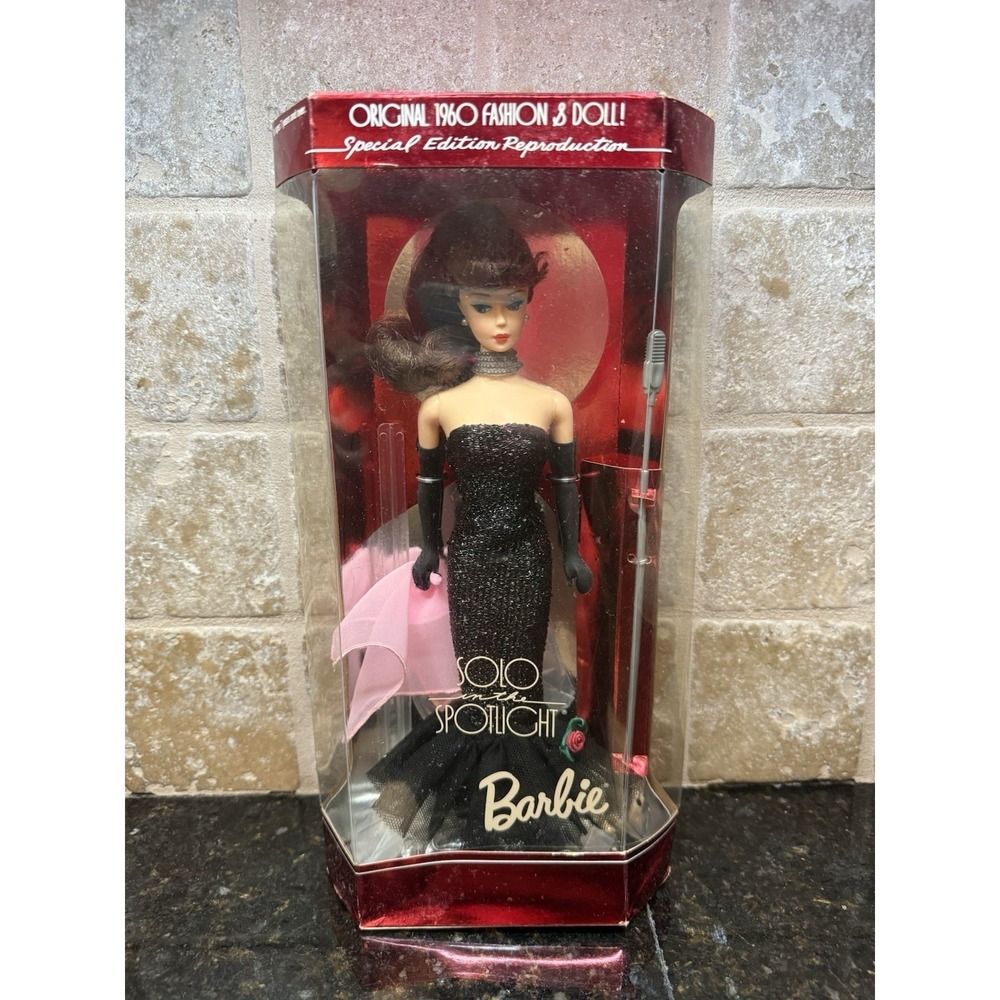 Solo in the Spotlight Barbie Brunette 1960 Reproduction Special Edition 13820‎